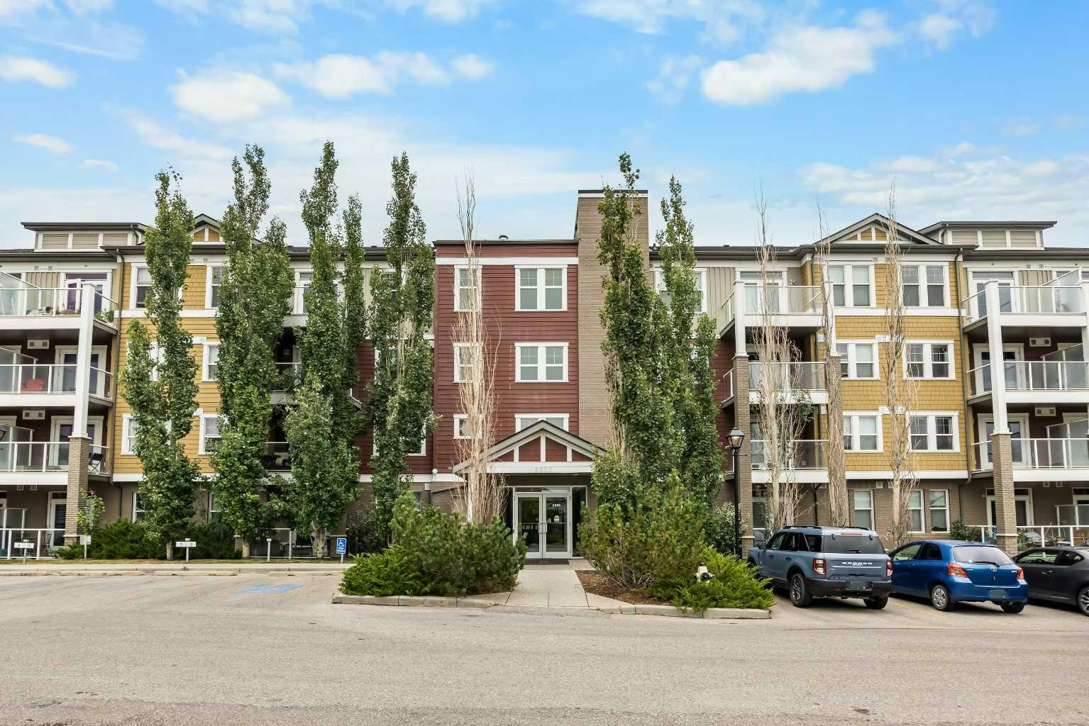 212-2300 Evanston Square NW, Calgary, AB, T3P 0G8