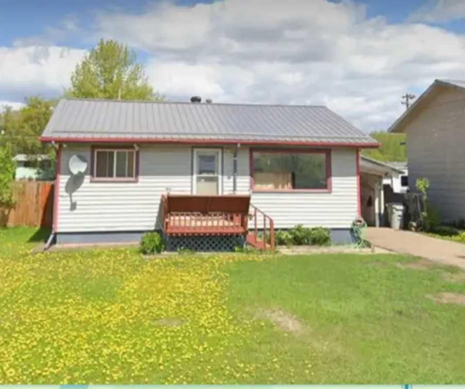 4916-58 Avenue, High Prairie, AB, T0G 1E0