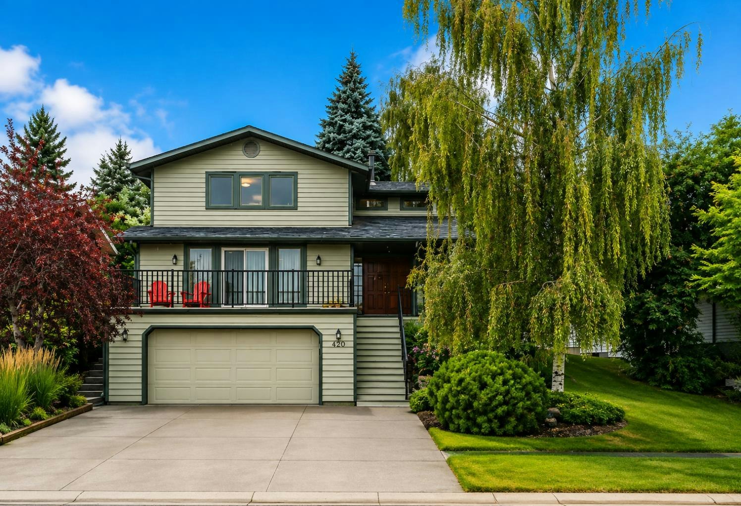 420 Strathcona Drive SW, Calgary, AB, T3H 1M3