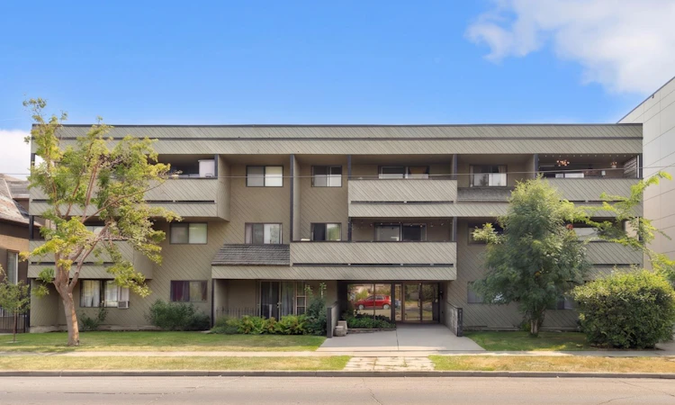 302-1513 26 Avenue SW