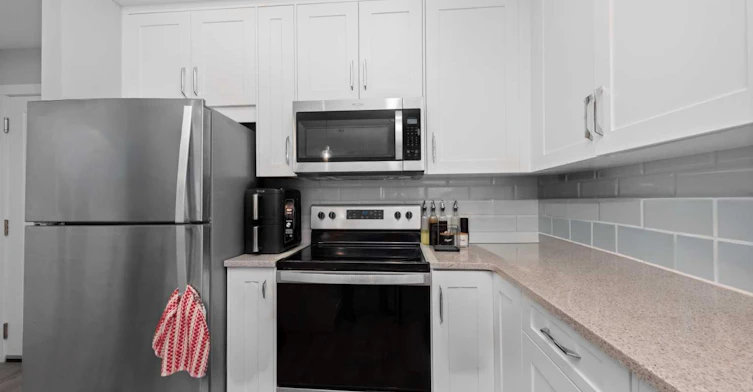 105-150 Shawnee Square SW, Calgary, AB, T2Y 0T6 - 17