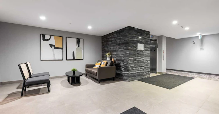 105-150 Shawnee Square SW, Calgary, AB, T2Y 0T6 - 4