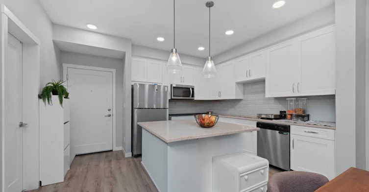 105-150 Shawnee Square SW, Calgary, AB, T2Y 0T6 - 15