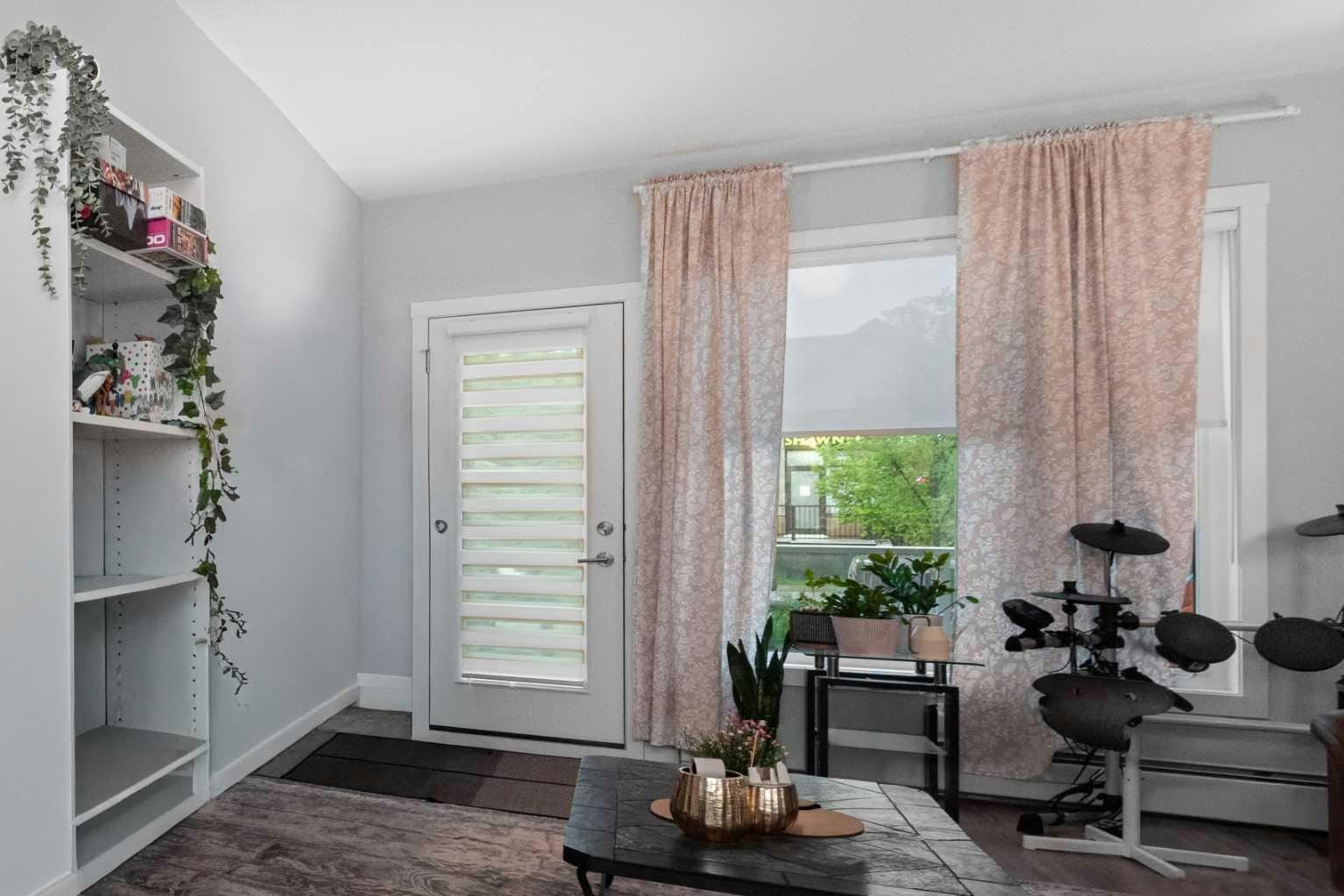 105-150 Shawnee Square SW, Calgary, AB, T2Y 0T6 - 23