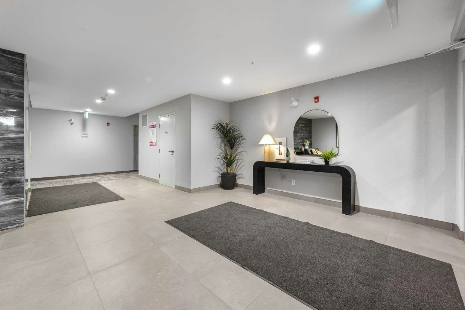 105-150 Shawnee Square SW, Calgary, AB, T2Y 0T6 - 5