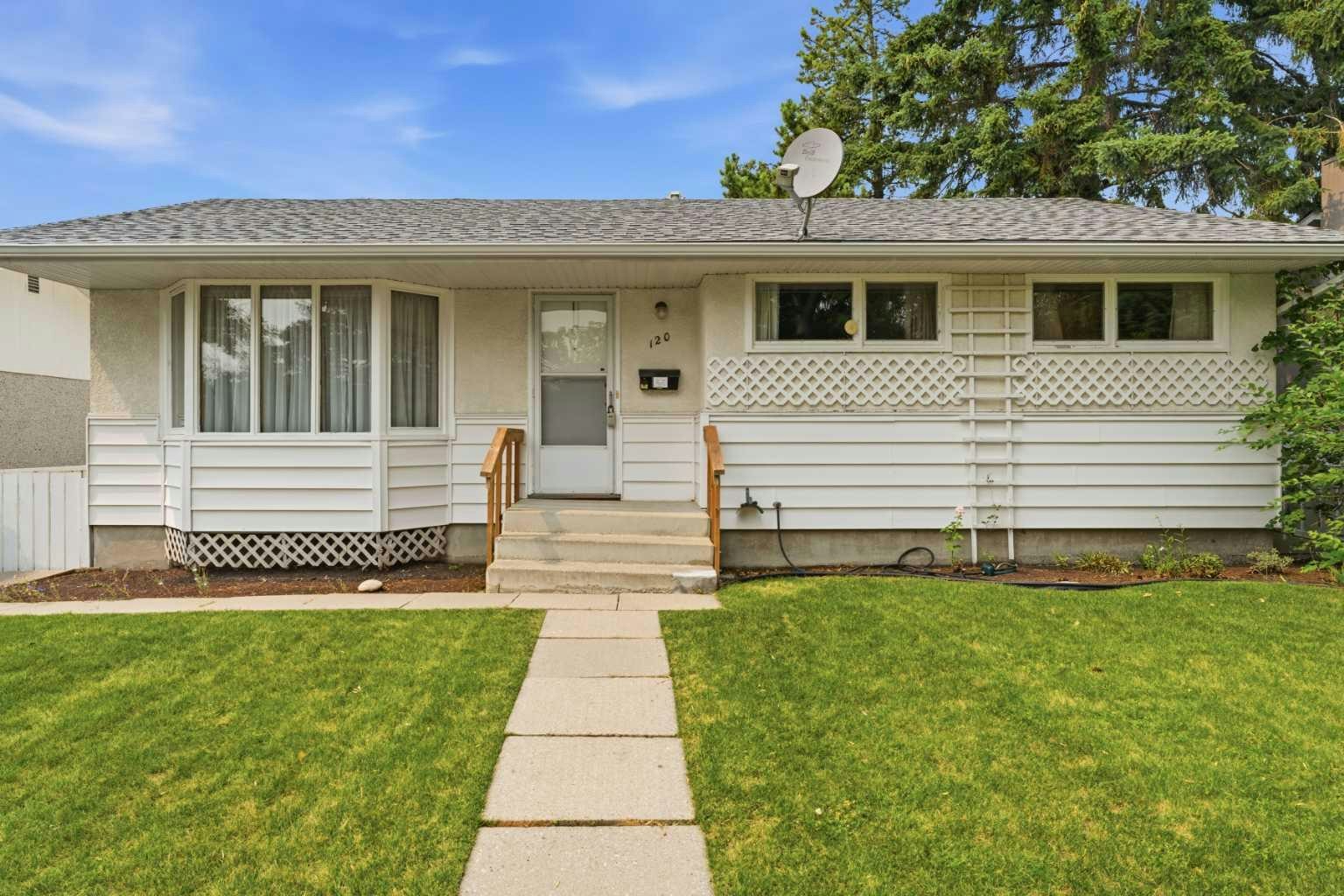120 Glenpatrick Drive SW, Calgary, AB, T3E 4L6