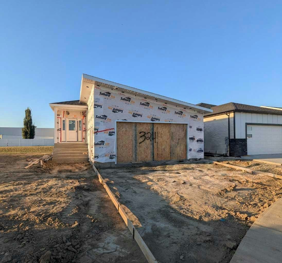 324 Somerside Road SE, Medicine Hat, AB, T1B 0R2