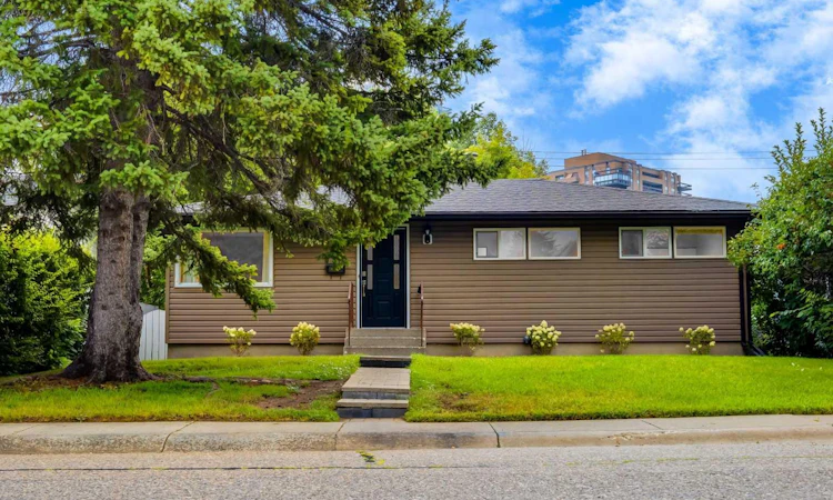 30 Hutton Place SW