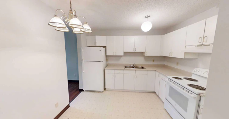 201-5117 44 Street, High Prairie, AB, T0G 1E0 - 2