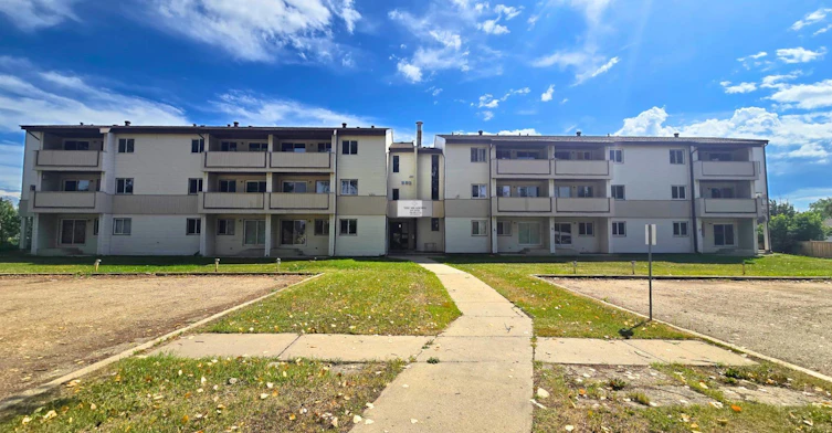 201-5117 44 Street, High Prairie, AB, T0G 1E0 - 10