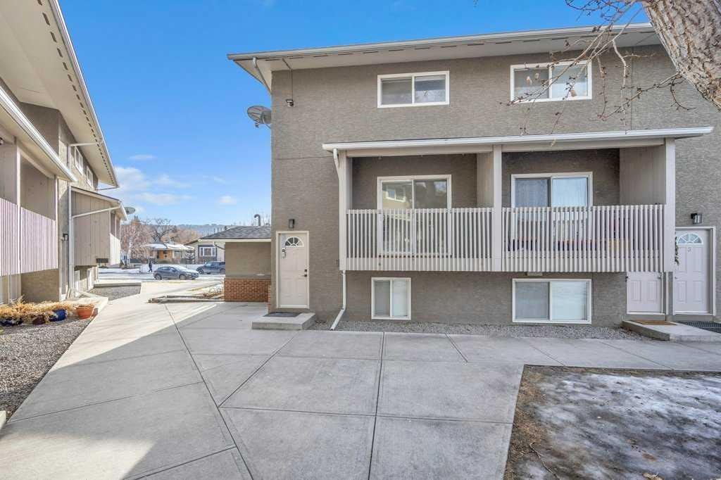 1-8112 36 Avenue NW, Calgary, AB, T3B 3P3