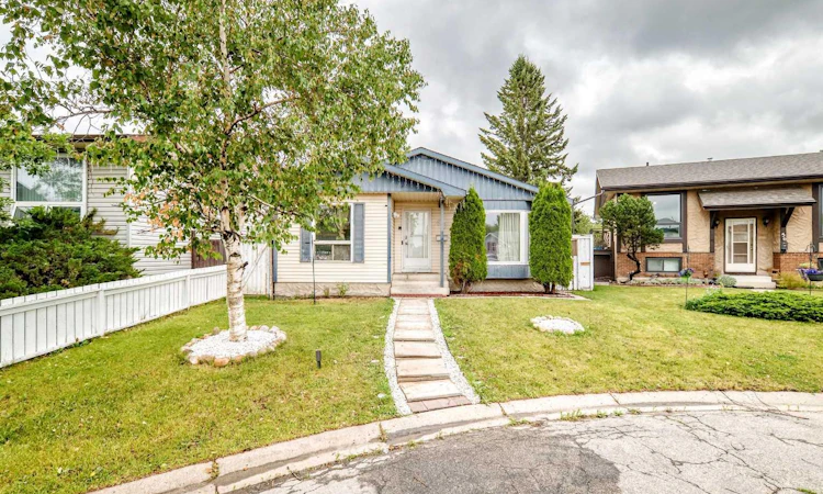 60 Falmere Court NE