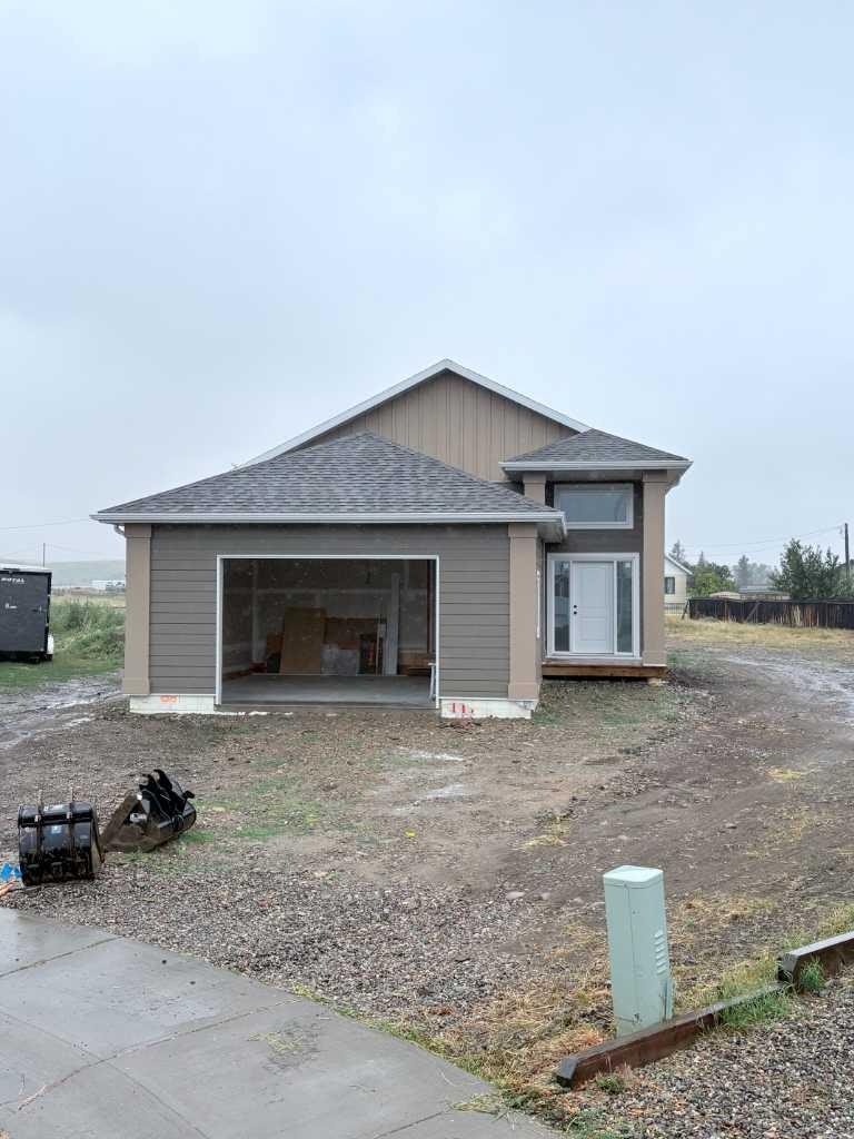 881 2a Street W, Cardston, AB, T0K 0K0