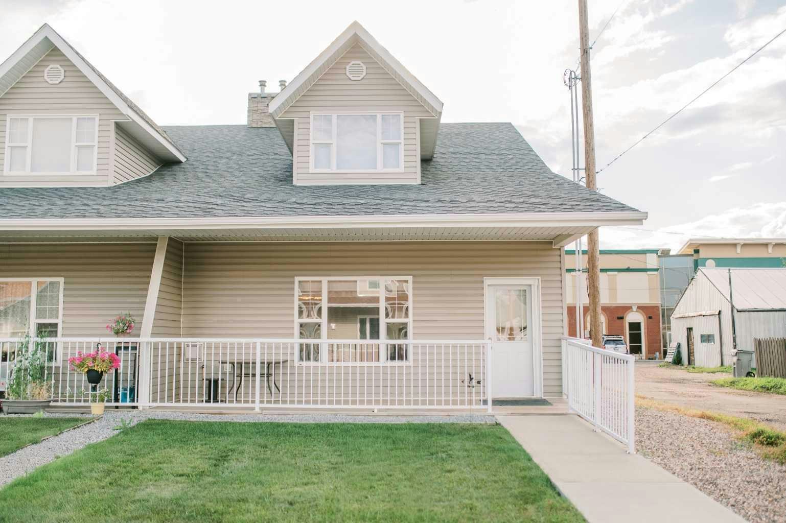 5014B 49 Street, Stettler, AB, T0C 2L2
