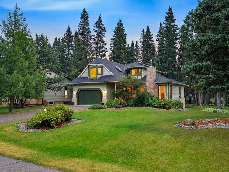 31 Manyhorses Drive, Rural Rocky View County, AB, T3Z 1A2