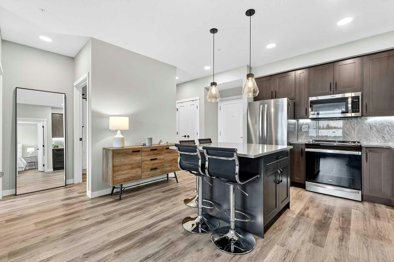 401-150 Shawnee Square SW, Calgary, AB, T2Y 0T6
