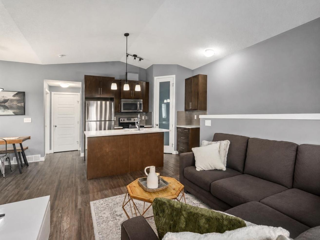 1324-2461 Baysprings Link SW, Airdrie, AB, T4B 4C6
