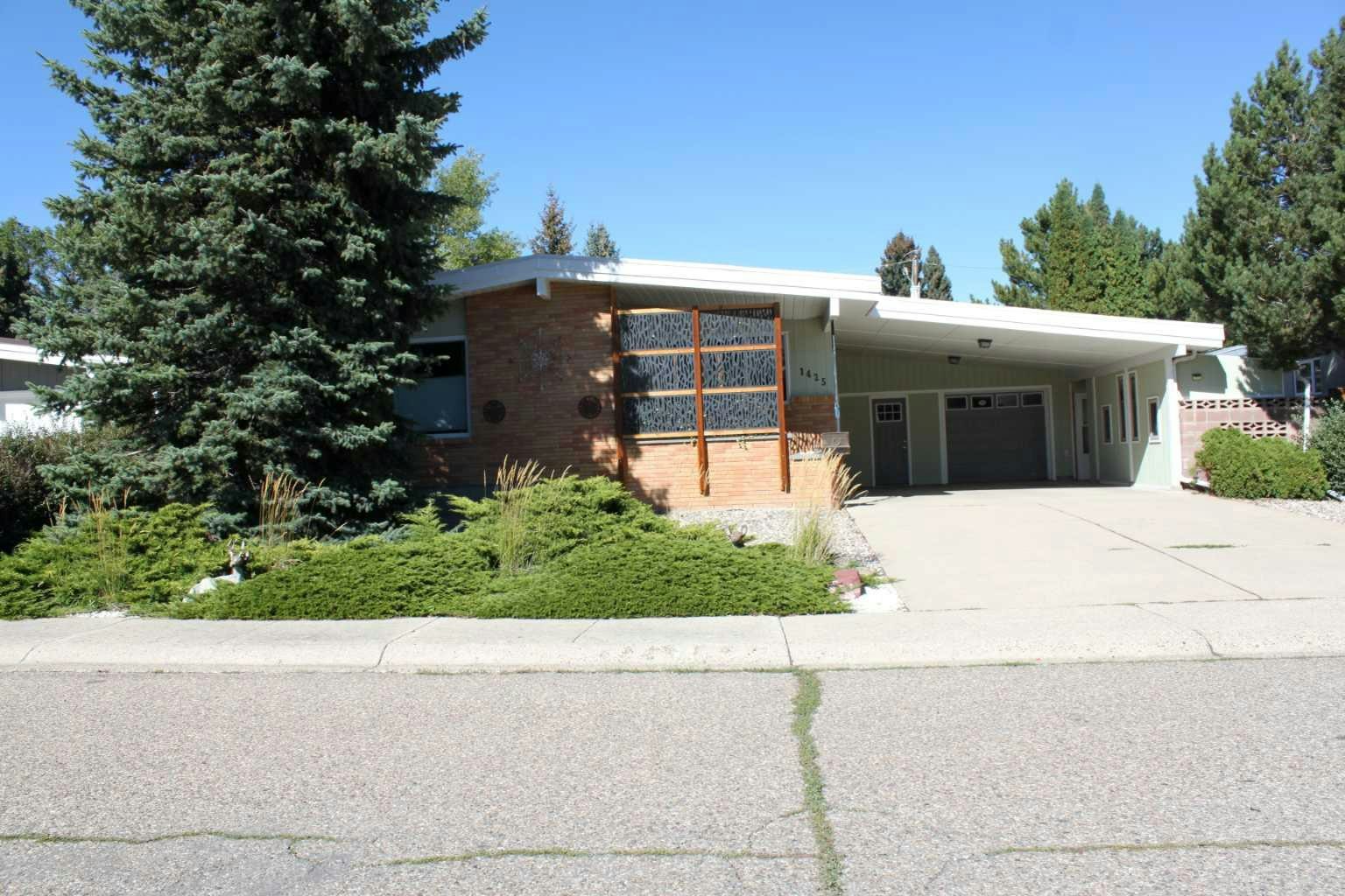 1425 Scenic Drive S, Lethbridge, AB, T1K 1M4