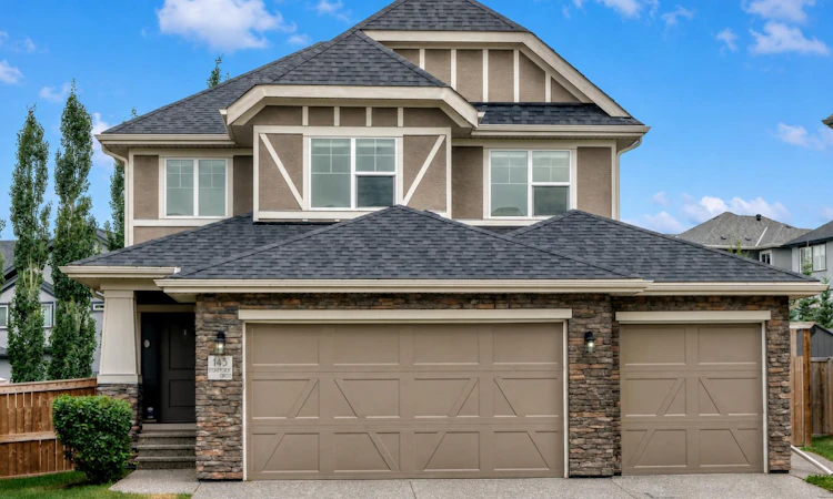 143 Stonemere Green