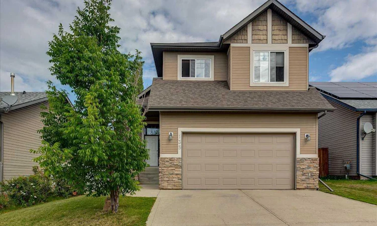 135 Inglewood Drive