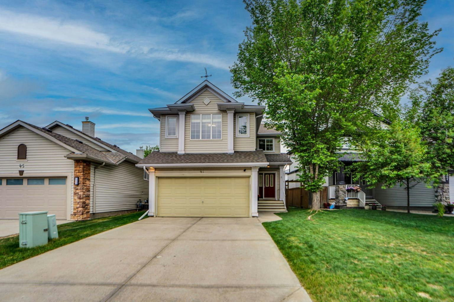 41 Milview Park SW, Calgary, AB, T2Y 3Y3