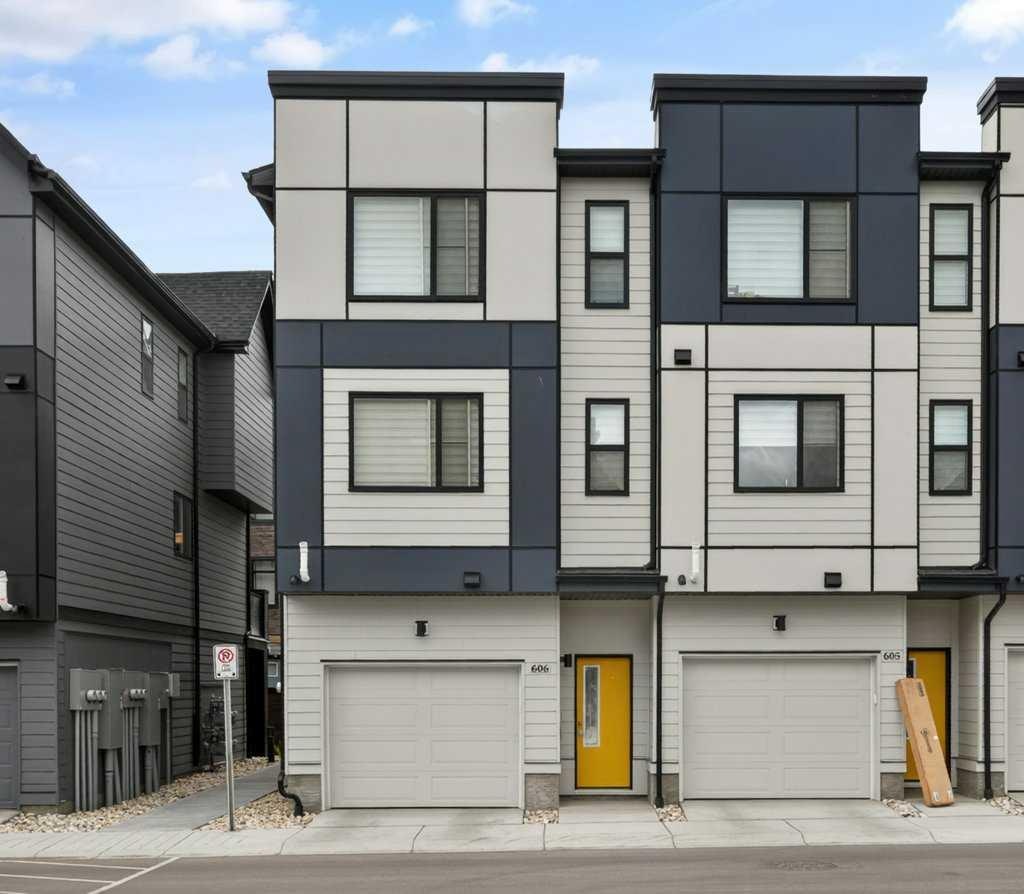 606-550 Seton Circle SE, Calgary, AB, T3M 3Y8