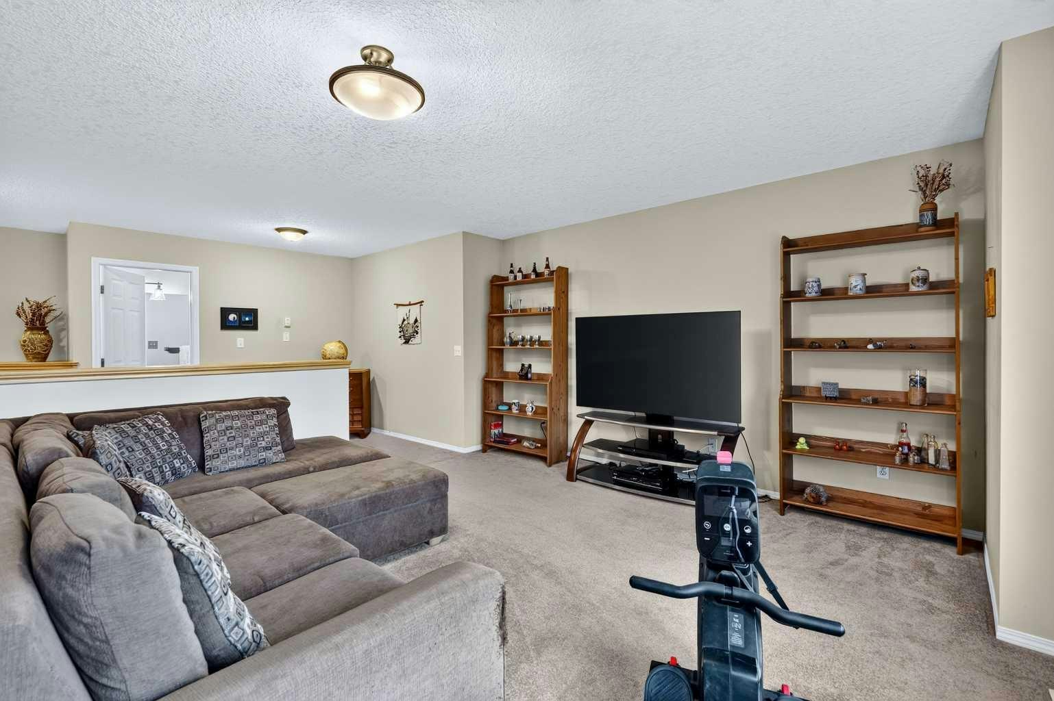 14 Evergreen Common SW, Calgary, AB, T2Y 4N8 - 24
