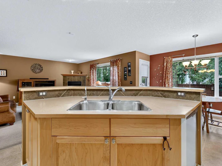 14 Evergreen Common SW, Calgary, AB, T2Y 4N8 - 17