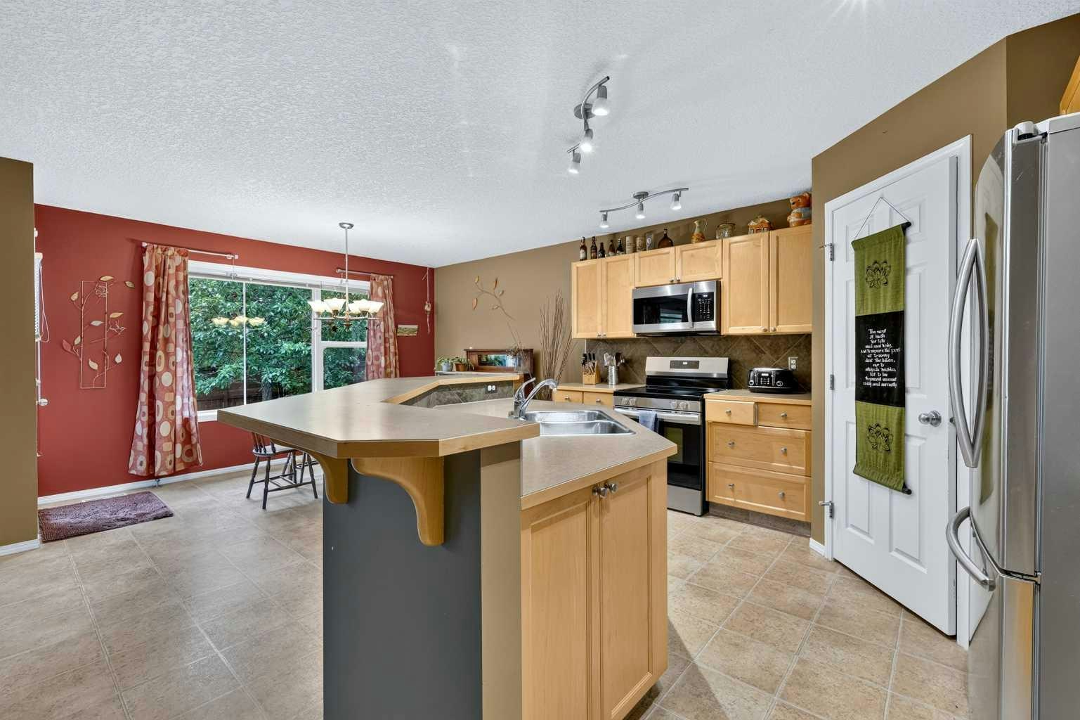 14 Evergreen Common SW, Calgary, AB, T2Y 4N8 - 15