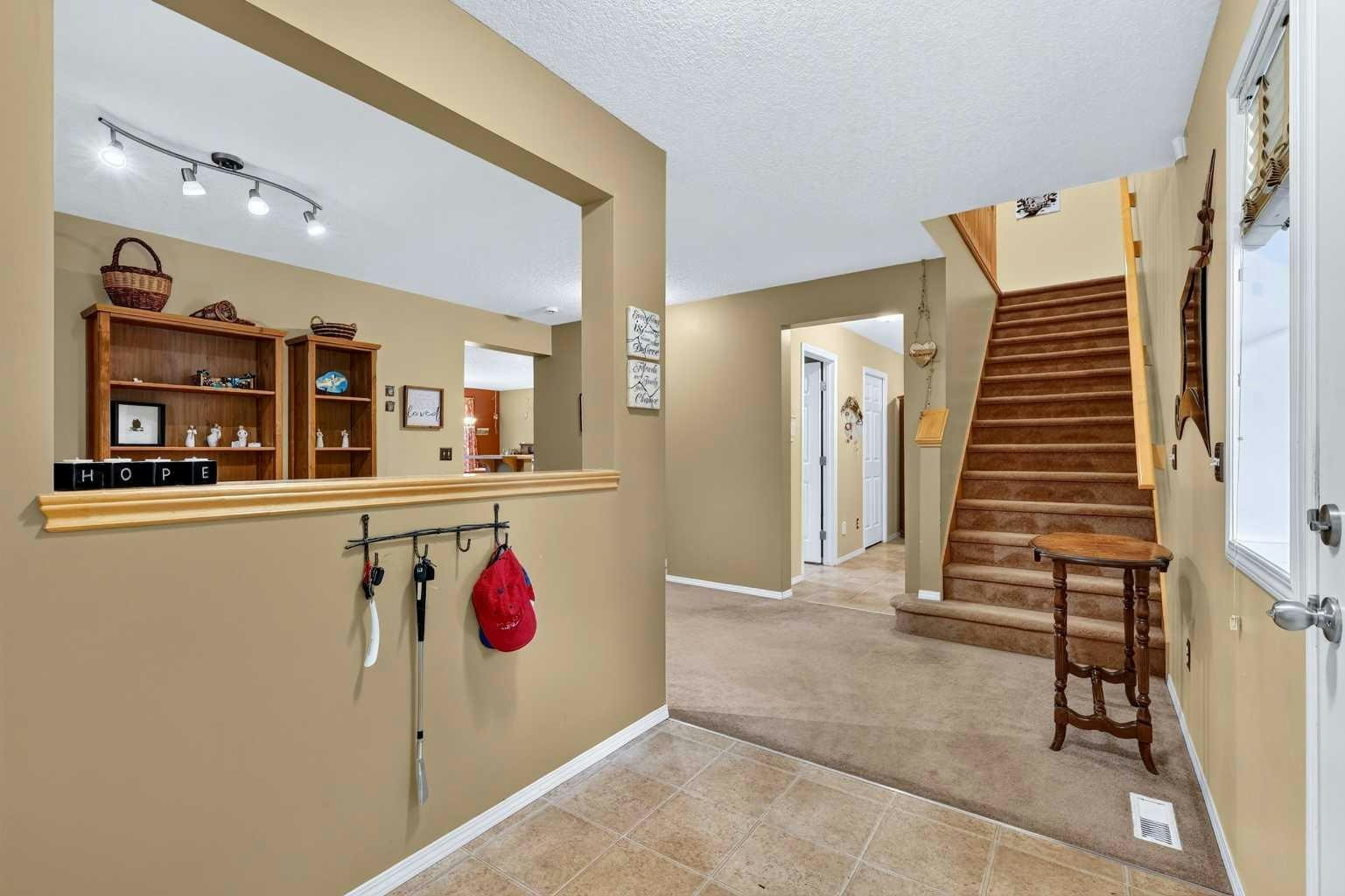14 Evergreen Common SW, Calgary, AB, T2Y 4N8 - 9
