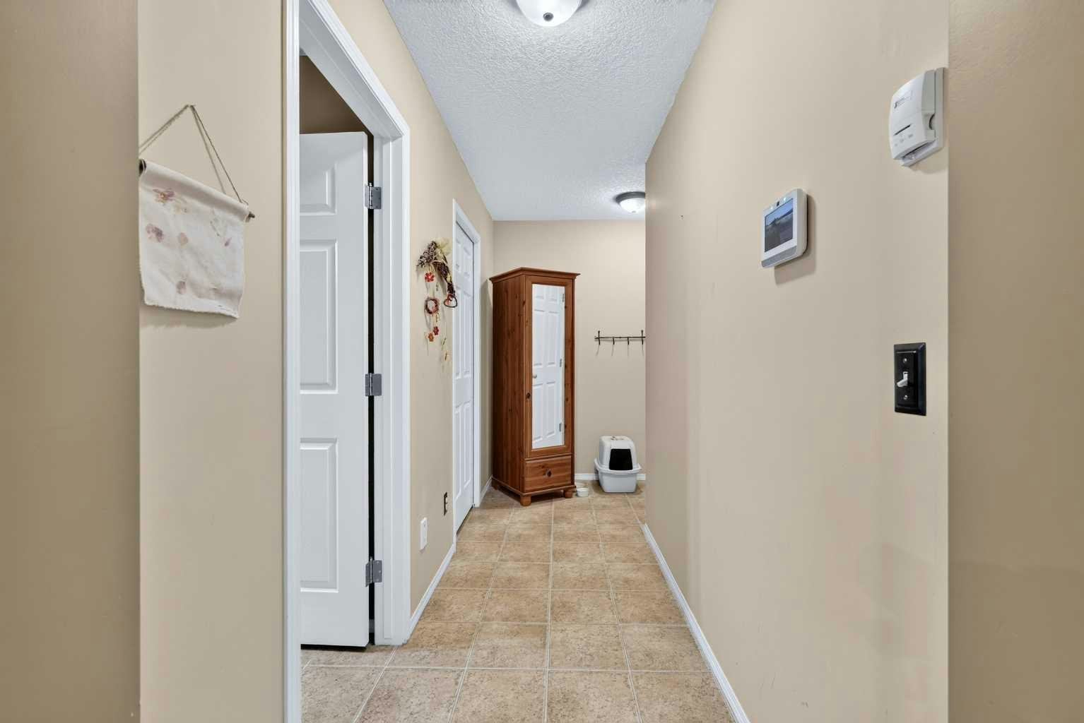 14 Evergreen Common SW, Calgary, AB, T2Y 4N8 - 7