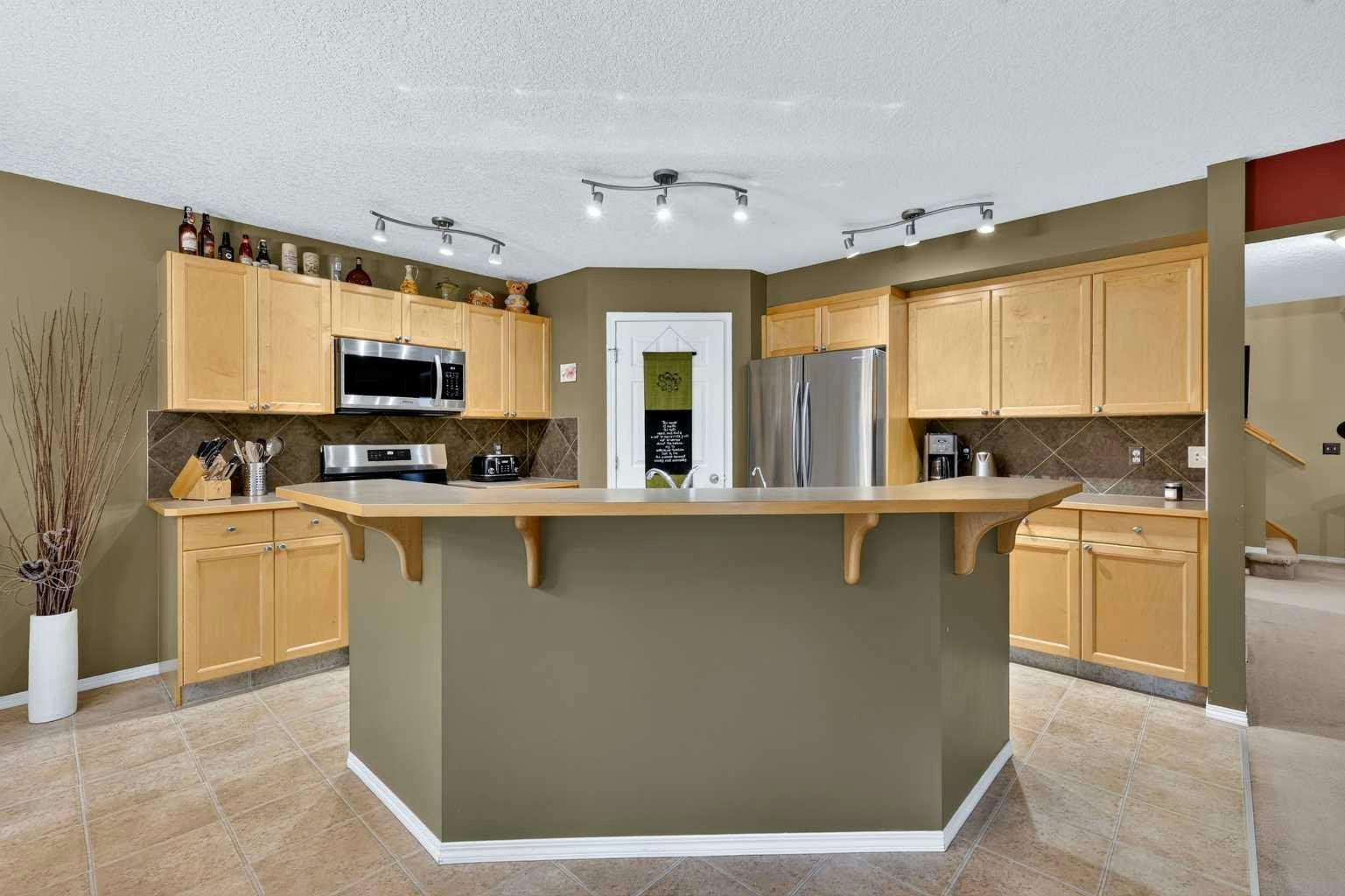 14 Evergreen Common SW, Calgary, AB, T2Y 4N8 - 16