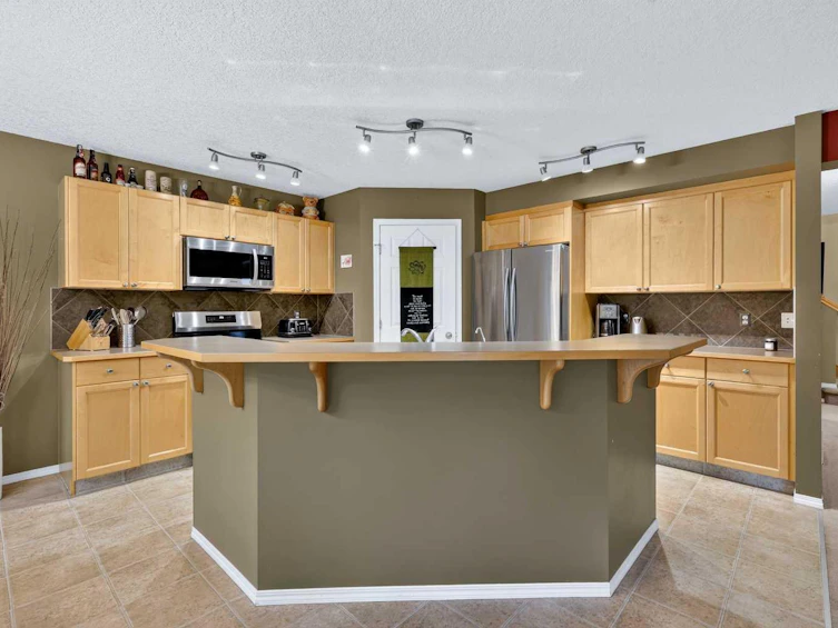 14 Evergreen Common SW, Calgary, AB, T2Y 4N8 - 16