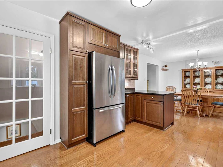 1707 107 Avenue SW, Calgary, AB, T2W 0C3 - 10