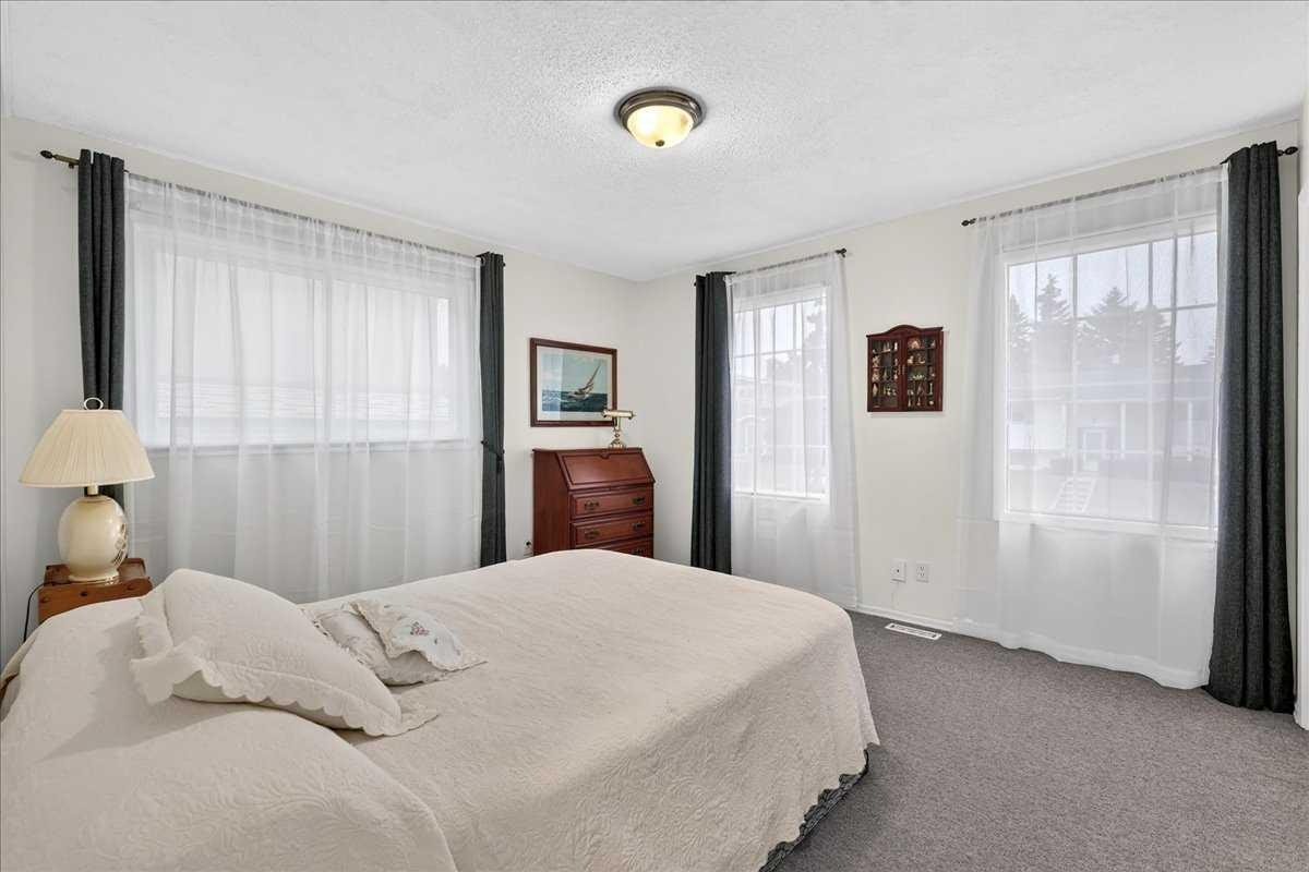 1707 107 Avenue SW, Calgary, AB, T2W 0C3 - 20