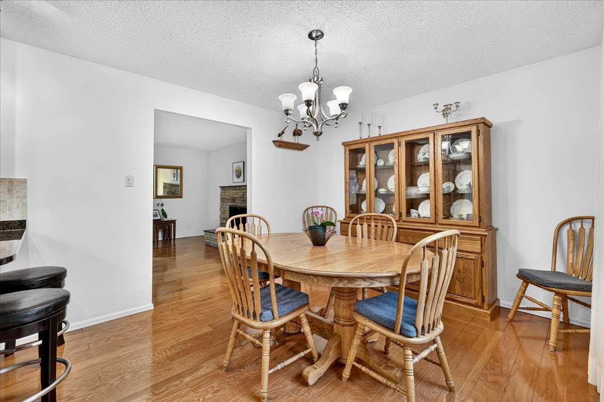 1707 107 Avenue SW, Calgary, AB, T2W 0C3 - 14