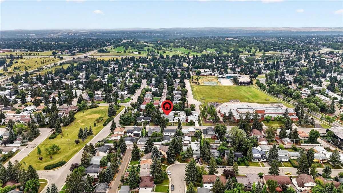 1707 107 Avenue SW, Calgary, AB, T2W 0C3 - 46