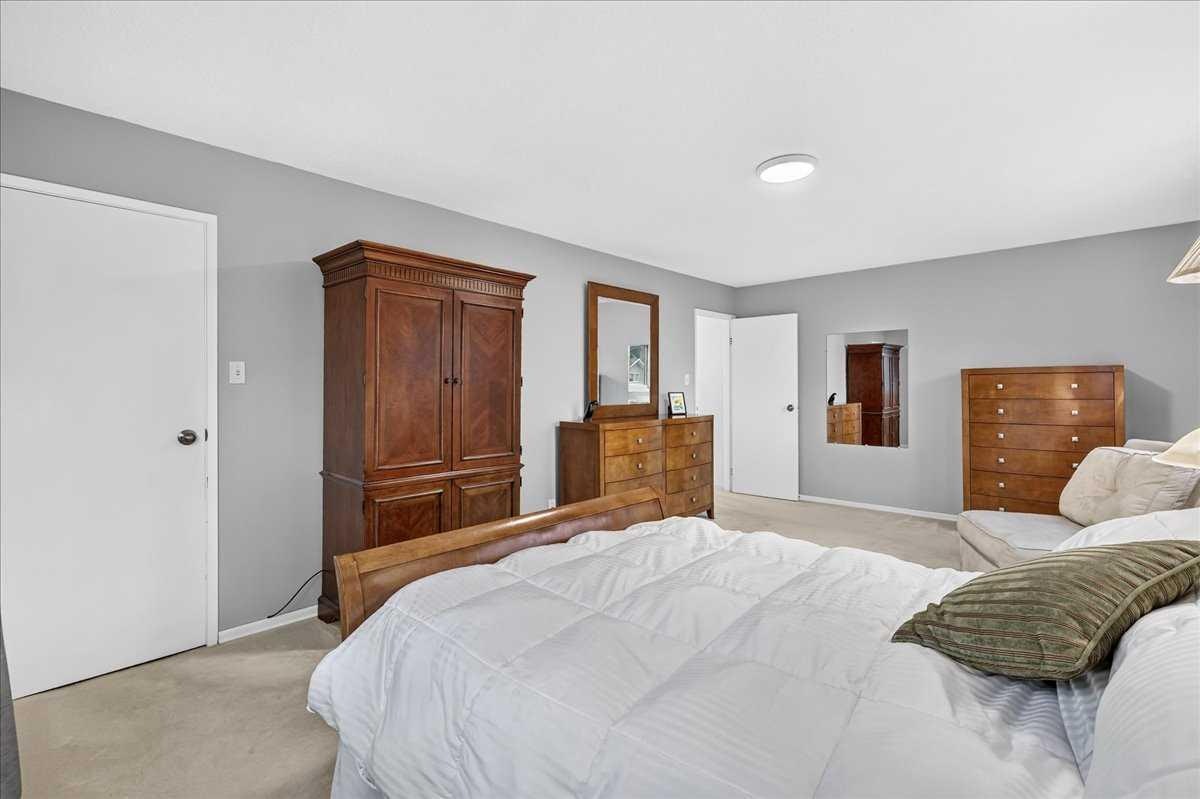 1707 107 Avenue SW, Calgary, AB, T2W 0C3 - 28