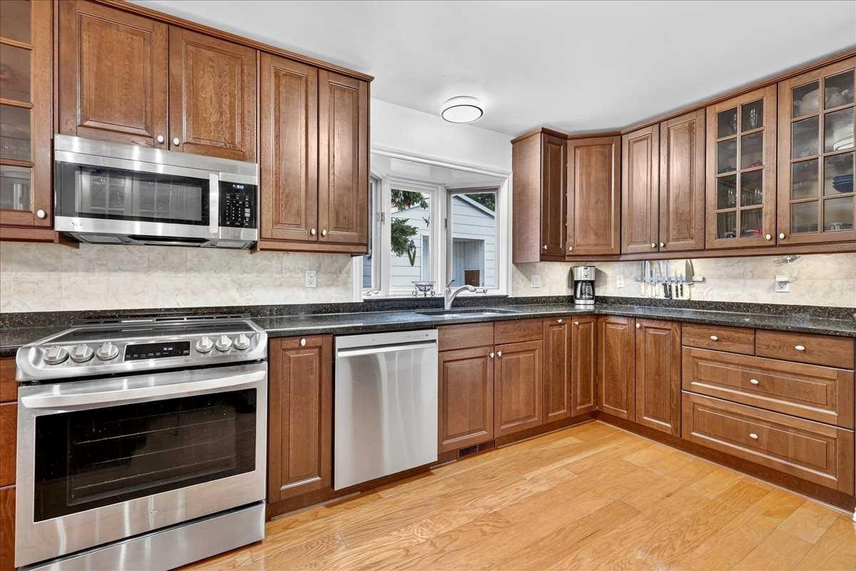 1707 107 Avenue SW, Calgary, AB, T2W 0C3 - 13