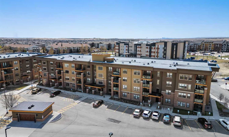 2105-10 Market Boulevard SE