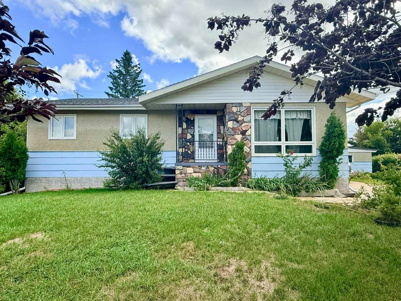 215 14 Street, Wainwright, AB, T9W 1G4