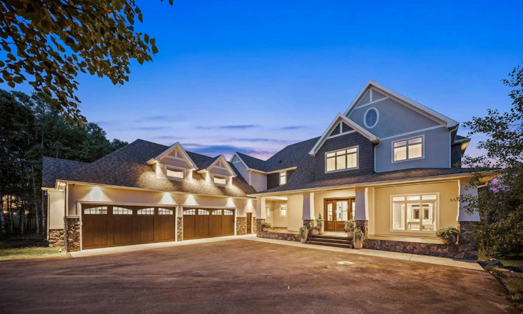 116 Hawk's Landing Drive