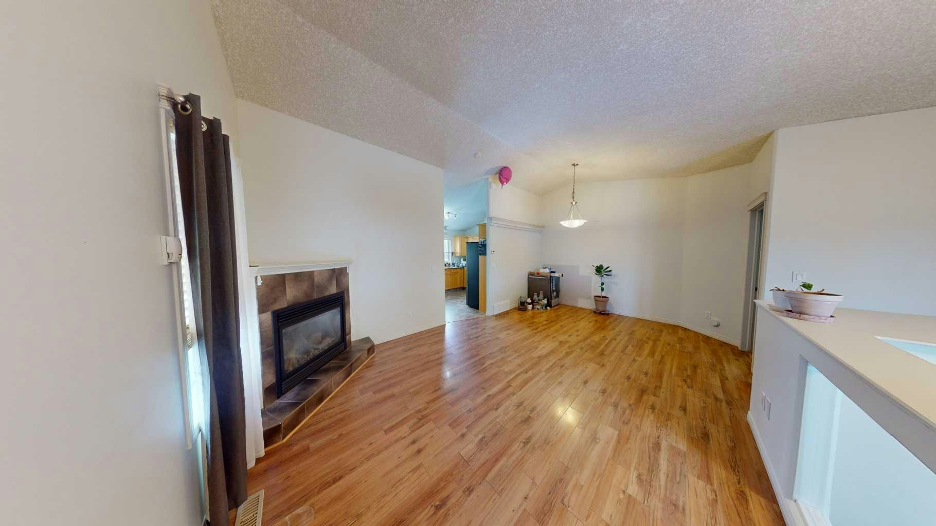 11227 69 Avenue, Grande Prairie, AB, T8W 0G1 - 3