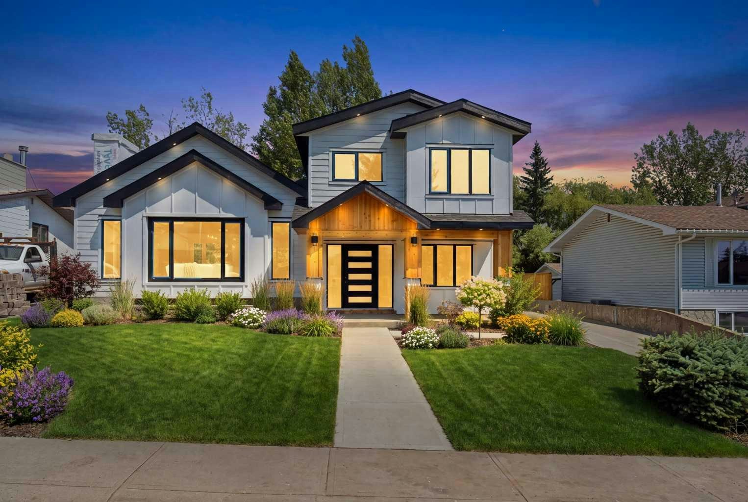 3375 Breton Close NW, Calgary, AB, T2L 1X3