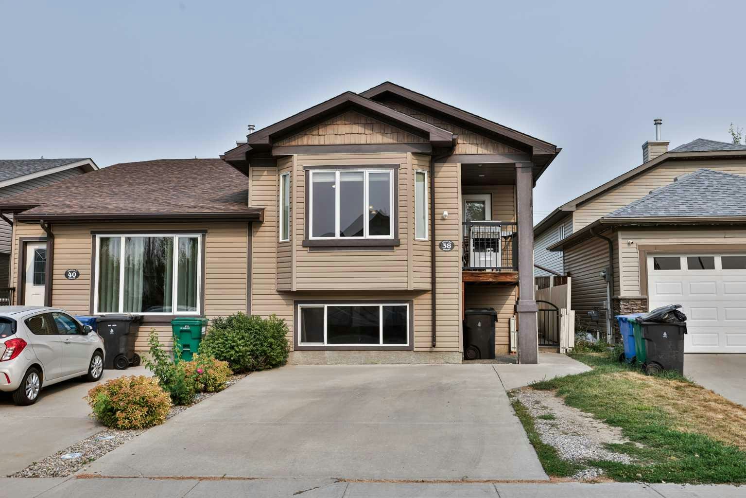 38 Dorothy Gentleman Crescent N, Lethbridge, AB, T1H 5N8