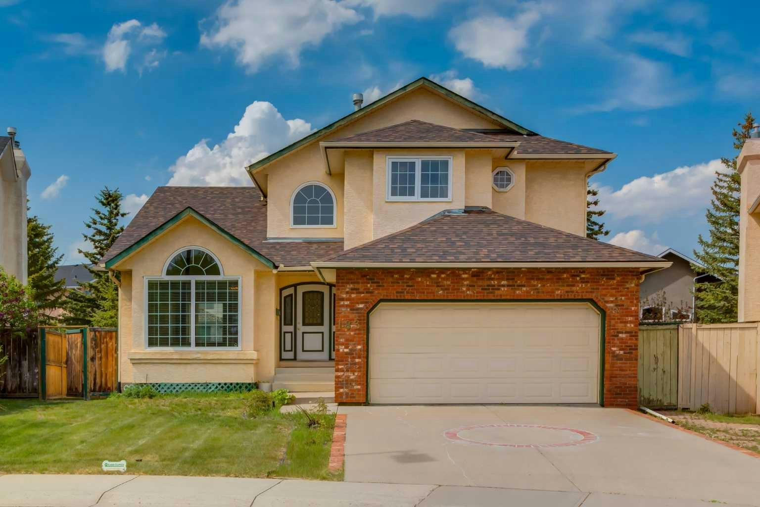 183 Edgevalley Circle NW, Calgary, AB, T3A 4X8