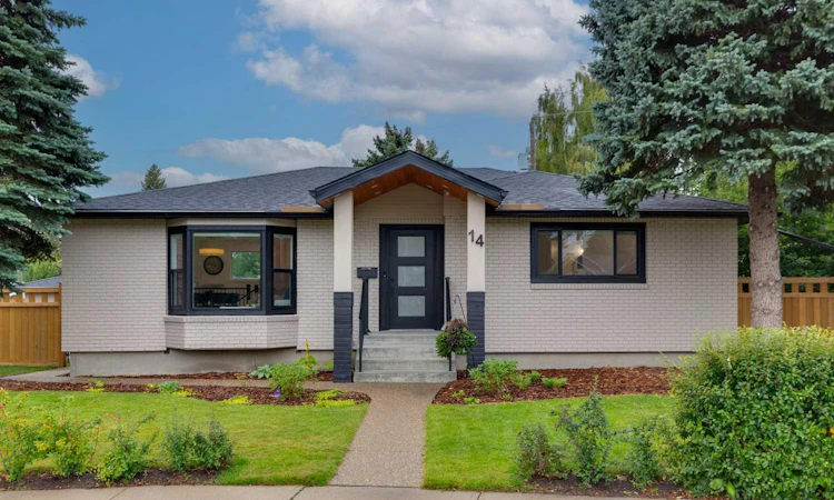 14 Butte Place NW