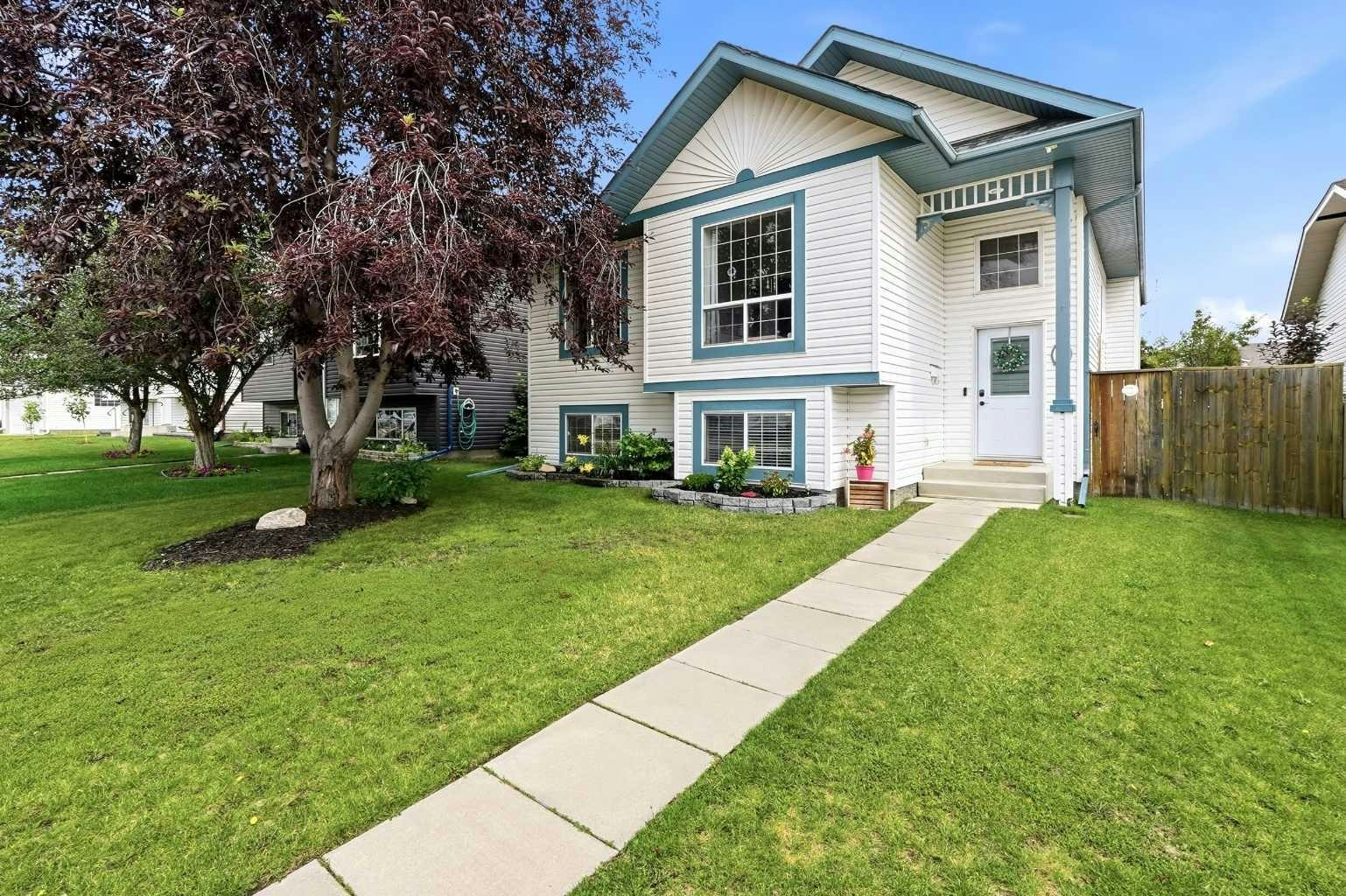 37 Briarwood Crescent, Blackfalds, AB, T0M 0J0