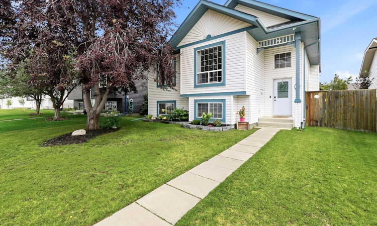 37 Briarwood Crescent