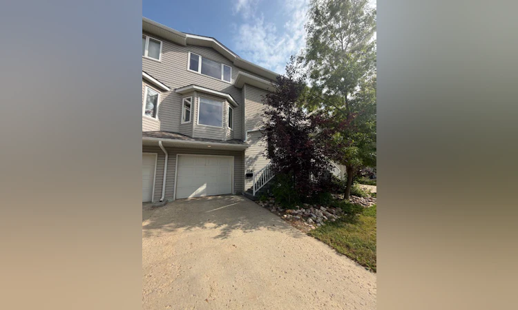 304-104 Loutit Road